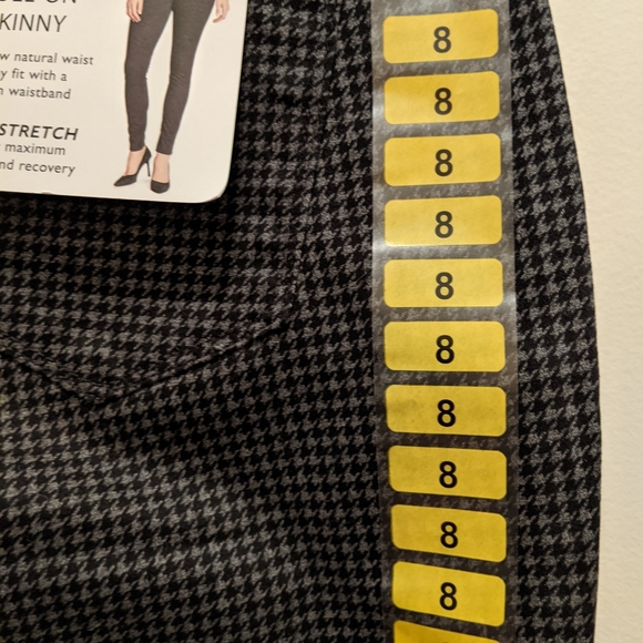 Jeans - Picture 3 of 5